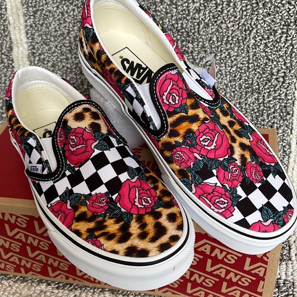 Vans Classic Slip-On Rose/Animal Check True White Multi WMNS - Picture 7 of 16